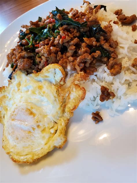 Pad Kra Pow (homemade) : r/ThaiFood