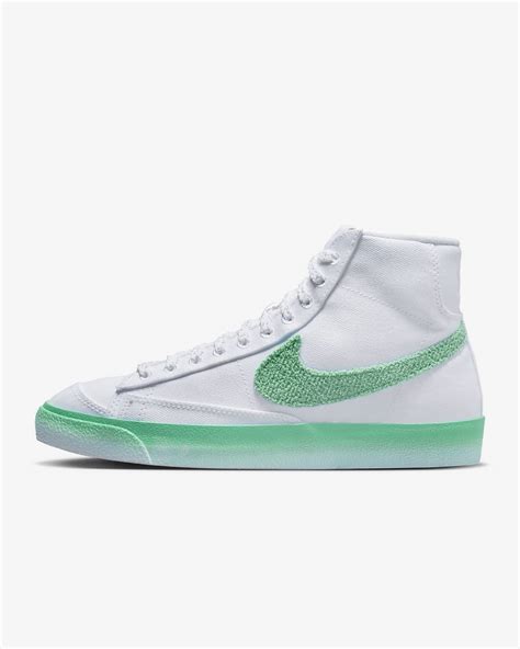 Farmer Harmadik nekem basket nike blazer haute grise et rose relé ...