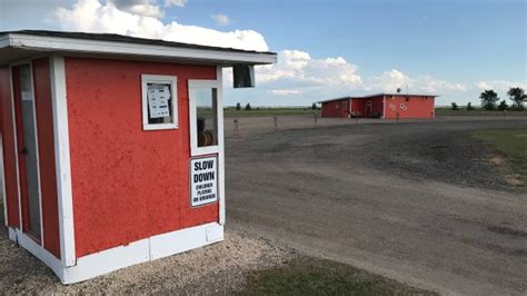 Farmer's field turned drive-in theatre still delivering old time movie ...