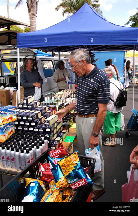 Man at food stall, Takapuna Sunday street market, North Shore Auckland ...