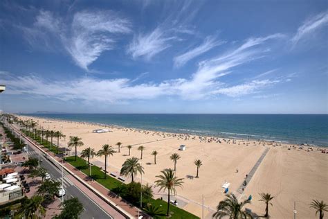 La playa de Gandia, entre las más seguras de España - Valencia Plaza