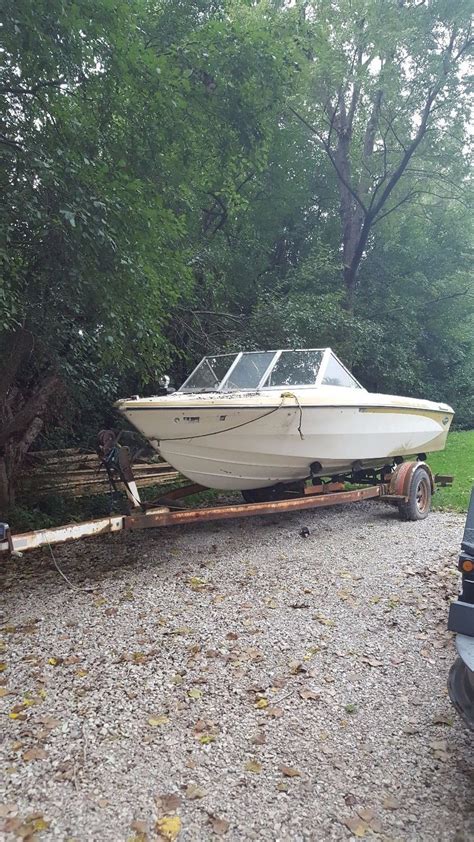 Glastron 1980 for sale for $800 - Boats-from-USA.com