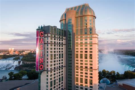 Hotels with a View of Niagara Falls | Niagara Falls Marriott Fallsview ...