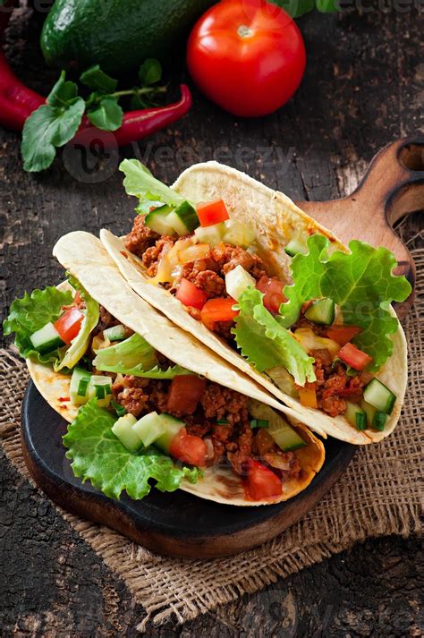 Mexican tacos with meat, vegetables and cheese 7326931 Stock Photo at ...