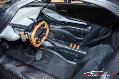 enganado Cola Profissão aston martin valhalla interior bronze ...