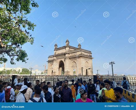 Gateway of India in Mumbai. Editorial Stock Photo - Image of ...