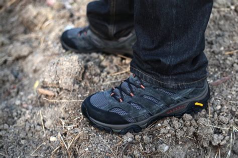 Merrell Shoe Size Chart: Do Merrell Shoes Run Small Or Large? - The ...