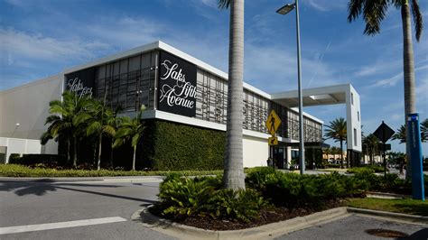 Sarasota's Mall at University Town Center sues Saks Fifth Avenue