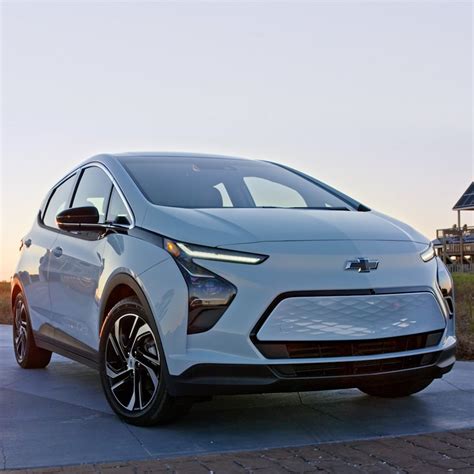 The Redesigned 2022 Bolt EV | Electric Vehicle | Chevrolet Canada