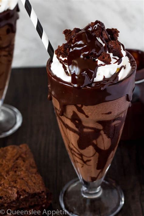 Chocolate Ice Cream Milkshake Recipe Easy | Deporecipe.co