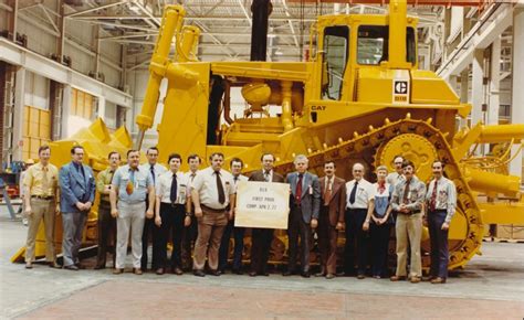 DOZER: Cat’s innovative D10 celebrates 40 years - Canadian Mining Journal