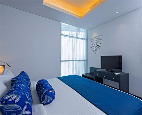 Signature 1 Hotel Tecom, Dubai, United Arab Emirates - Compare Deals