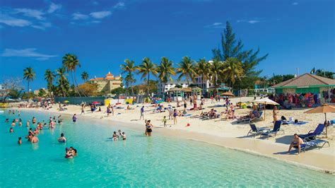 The Bahamas to close to U.S. visitors: Travel Weekly