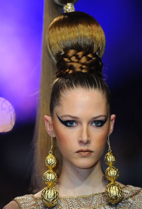 Slicked-Up-Hair-With-Braids-Buns-In-Zareena-Spring-Summer-2015-Runway-1 ...