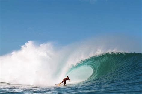 Best Puerto Rico Surf Spots - Beginner Surf Gear