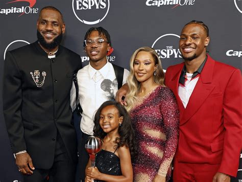 Who is LeBron James' daughter Zhuri James? Everything about Bronny ...