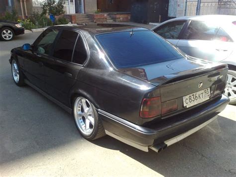 1995 BMW M5 specs, Engine size 3.8l., Fuel type Gasoline, Drive wheels ...