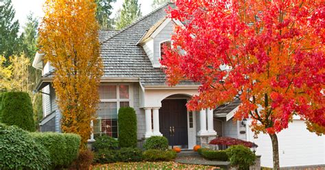 5 Fall Home Exterior Projects for Selling Your Home This Fall