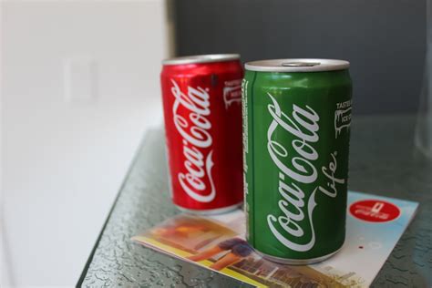 Coca-Cola Marketing Mix (4Ps) Analysis | EdrawMind