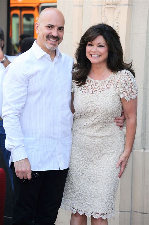 Valerie Bertinelli Files For Divorce From Tom Vitale After Separation ...