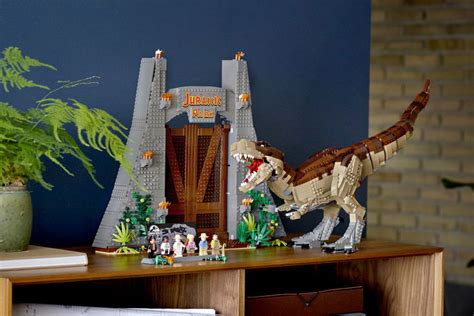 LEGO Announced UCS Jurassic Park T.Rex Set With Massive 3,000+ Pieces