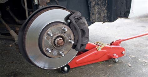 How Do I Know if My Car Needs Brake Repair? | Northeast Auto Service