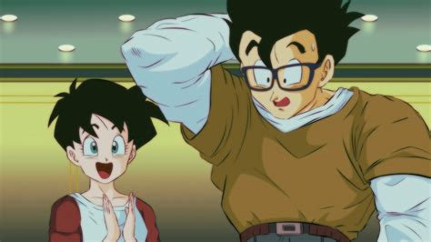 Why Gohan needs Glasses! (Yes we're scraping the barrel) - YouTube