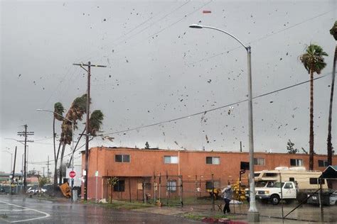 California Storm Brings Needed Rain, but Damage, Too - The New York Times