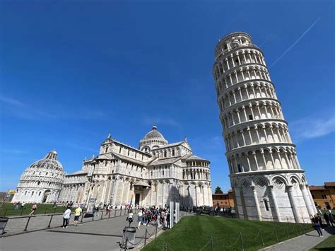 A Quick Visit to the Leaning Tower of Pisa