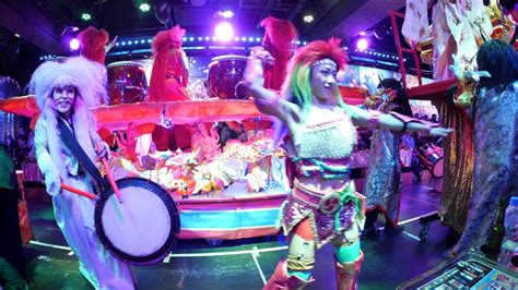 ROBOT RESTAURANT SHOW (FULL 4K) | Tokyo, Japan - YouTube