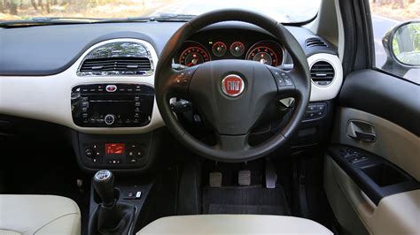 Fiat Linea 2014 Interior Car Photos - Overdrive