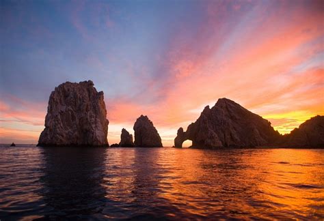 Cabo awakens to a beautiful sunrise over Lands End www.conniemex.com ...