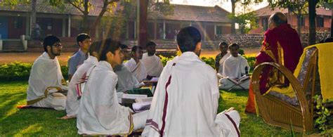 Gurukula to Visva-Bharati: Indian education through the years | Zedua.com