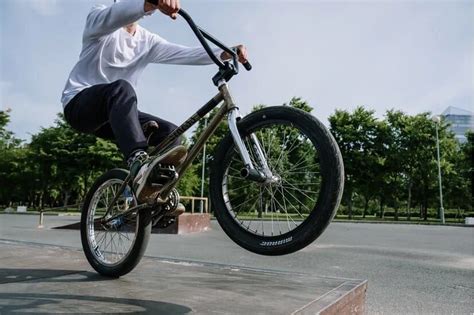 Can Adults Ride 24 Inch BMX Bikes? (Explained With Examples!)