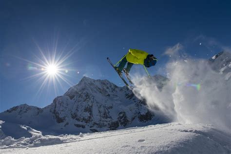 Amazing Freestyle Skiing Tricks Each and Every Skier Should Know