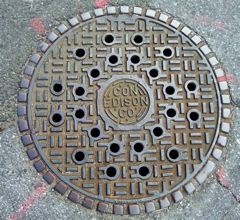 manhole-cover-con-edison-co-29 – stephenesherman.com