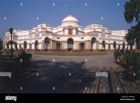 India, New Delhi, Neo-Classical frontage of Hyderabad House ...