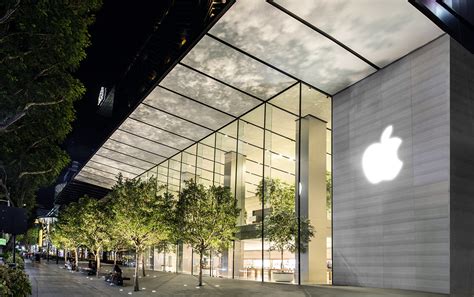 Apple Orchard Road in Singapore: structural glazing façade - seele