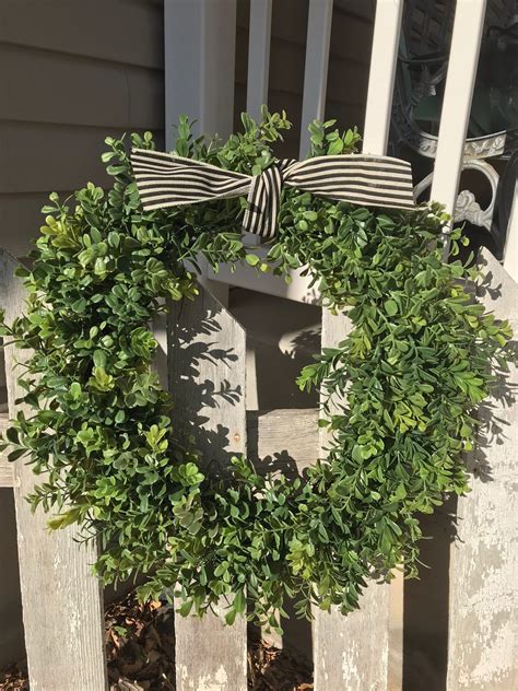 Boxwood Wreath - Etsy