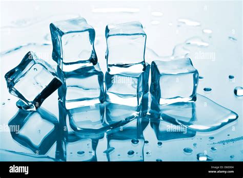 melting ice cubes Stock Photo - Alamy