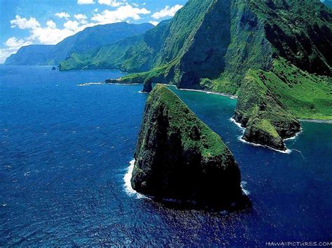 Maui Helicopter Tours | West Maui and Molokai Helicopter Ride | Maui ...