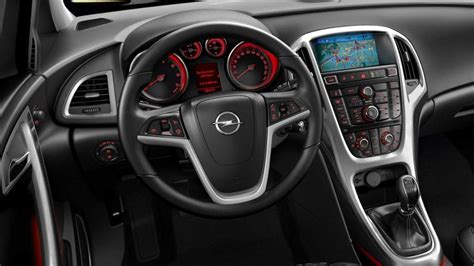 Tres secretos del interior del Opel Astra GTC -- Autobild.es