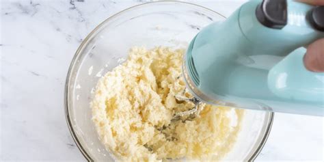 How to Cream Butter and Sugar in 6 Simple Steps