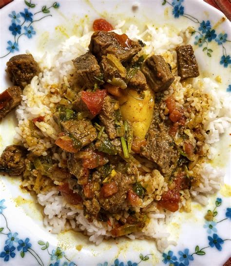 [Homemade] Beef curry and rice : r/food