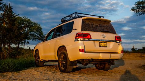 TEST DRIVE: 2020 Toyota Land Cruiser Heritage Edition -- The Luxury of ...