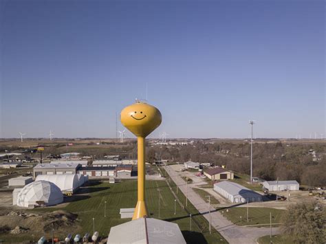 The smiling water tower of Adair - Iowa Road Trip