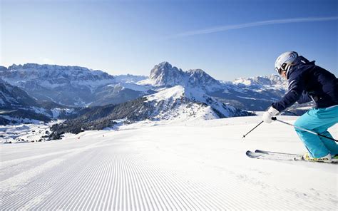 Download Ski Mountain Snow Skiing Sports HD Wallpaper