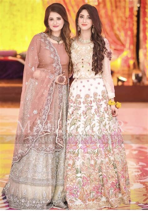 Brides sisters/cousins Mehndi dresses | 1000 | Pakistani wedding ...