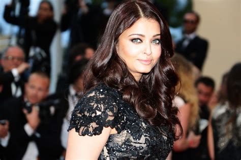 Aishwarya Rai at Cannes Film Festival 2013 HD Wallpapers | HDWalle