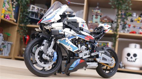 LEGO Technic 42130 BMW M 1000 RR review and gallery